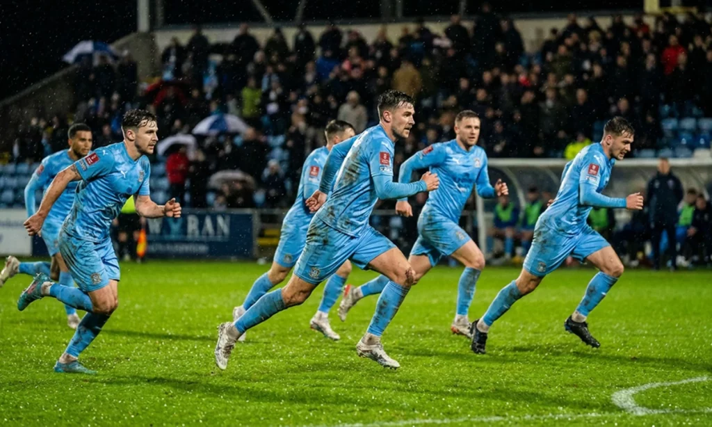 Эмоции победы на футбольном поле